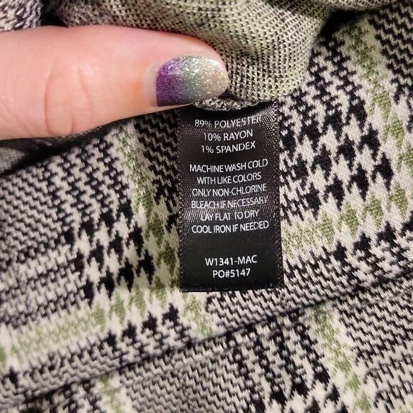 Betabrand Six Button Straight Leg Pull On Dress Pants - Picture 5 of 6